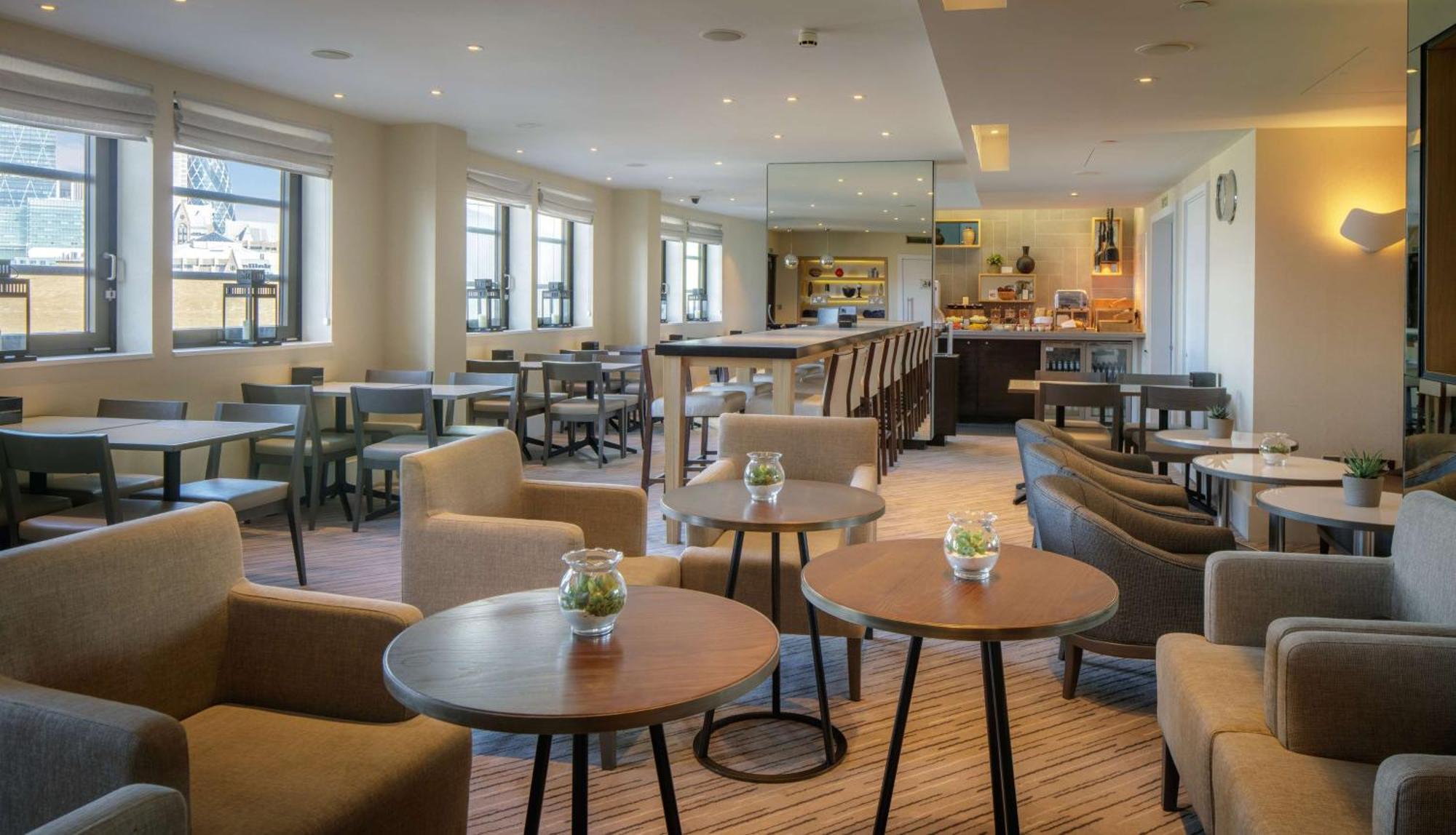 Hotel Hilton London Tower Bridge Extérieur photo